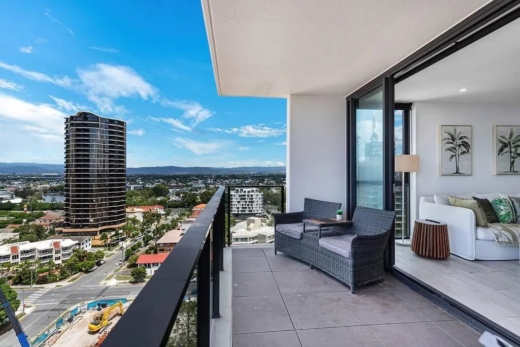 Opus Apartment - Beach At Your Doorstep Short Walk To Light Rail Gold Coast Australia