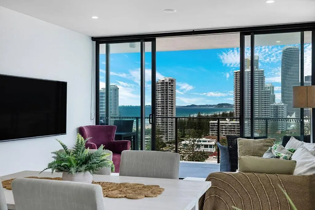 Opus Apartment - Beach At Your Doorstep Short Walk To Light Rail Gold Coast 0*,