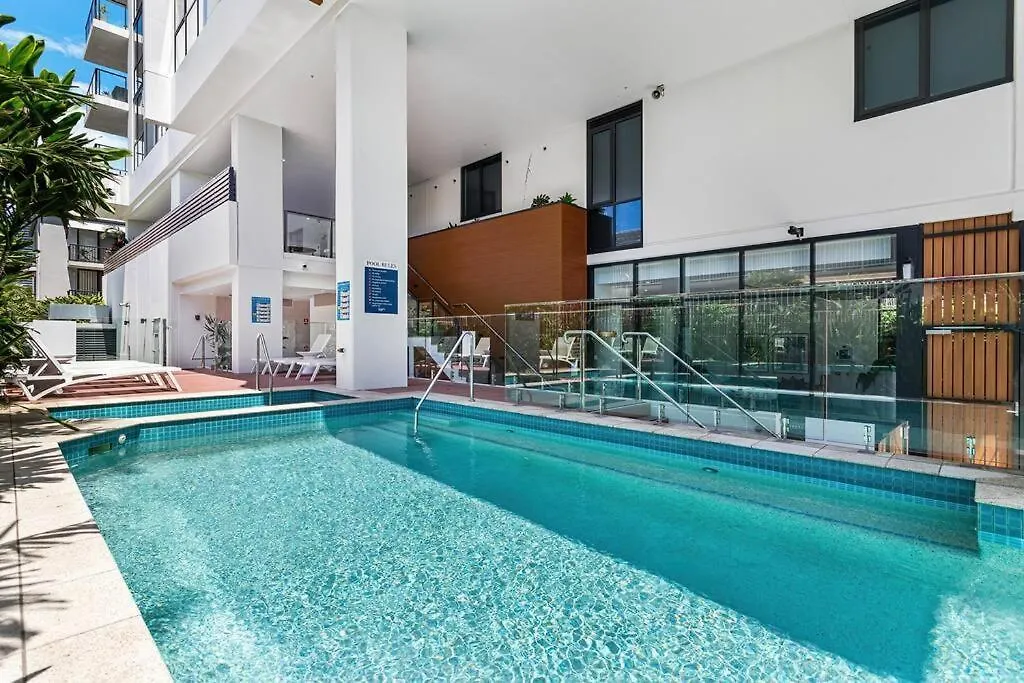 Opus Apartment - Beach At Your Doorstep Short Walk To Light Rail Gold Coast
