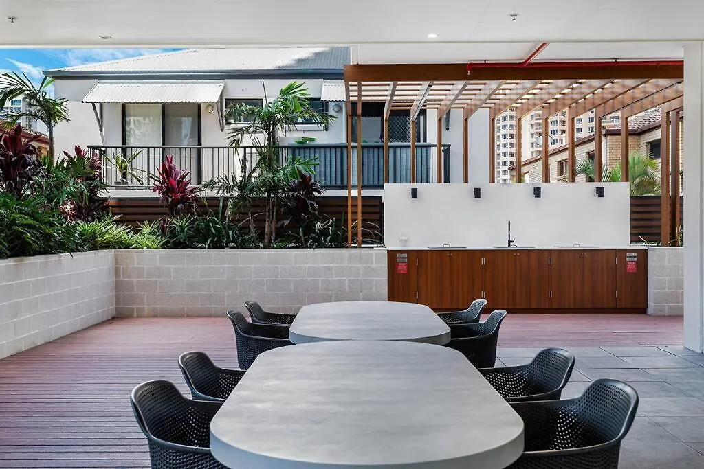 Opus Apartment - Beach At Your Doorstep Short Walk To Light Rail Gold Coast