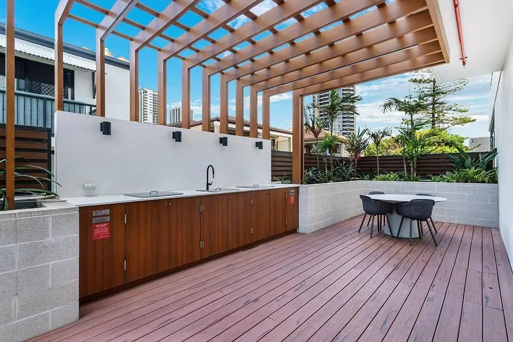 Opus Apartment - Beach At Your Doorstep Short Walk To Light Rail Gold Coast