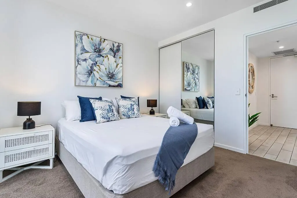 Opus Apartment - Beach At Your Doorstep Short Walk To Light Rail Gold Coast